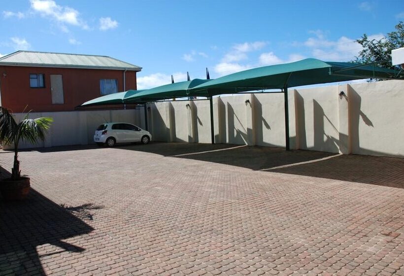 Отель Daans At Graskop