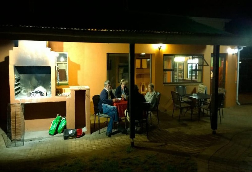 Отель Daans At Graskop