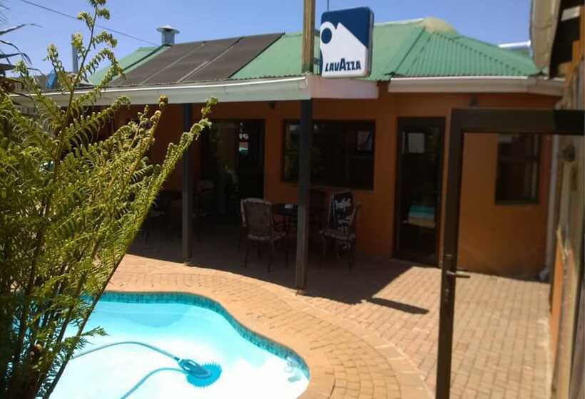 Отель Daans At Graskop