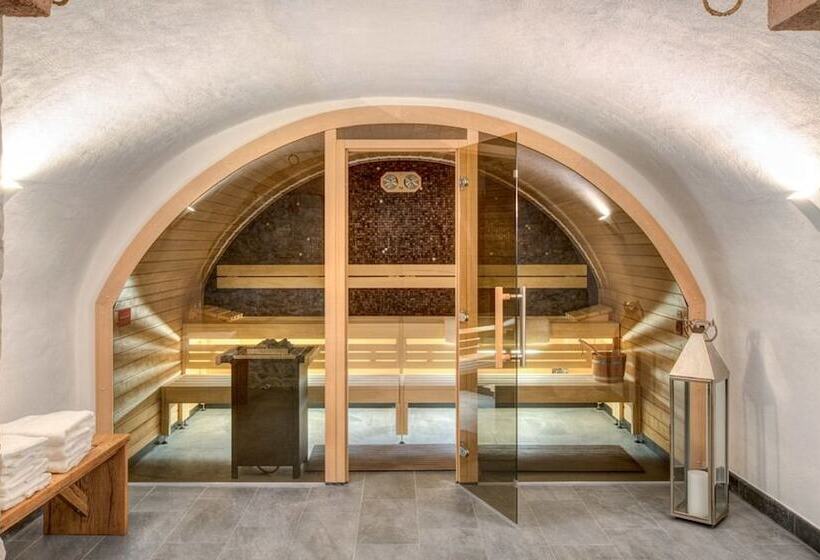 Отель Höll Am Main