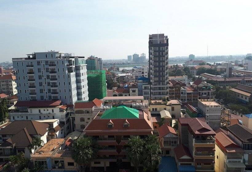 Отель Kuch Oudom