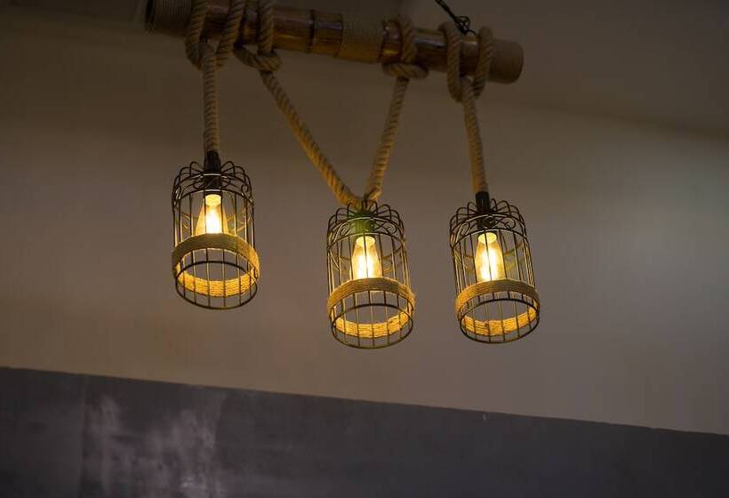 Отель Kuch Oudom