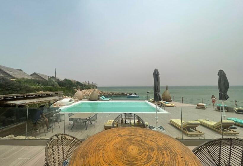 Отель La Crique Nature & Spa