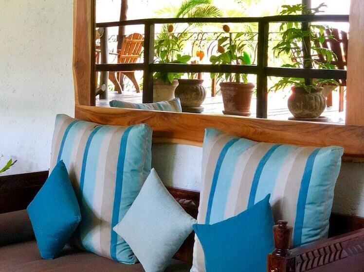 La Leyenda Boutique Hotel By Bunik