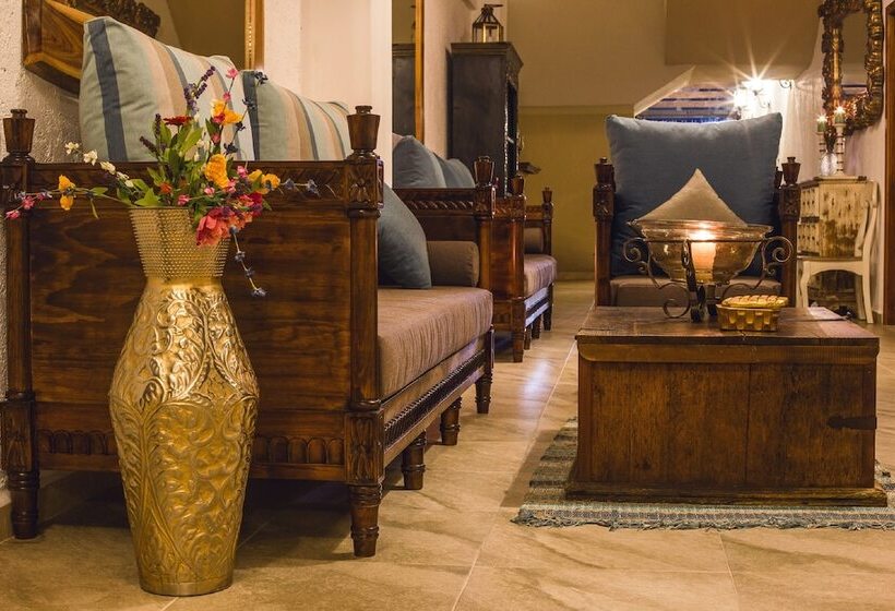 La Leyenda Boutique Hotel By Bunik