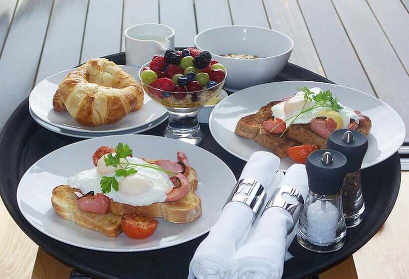 هتل Marshal Garni