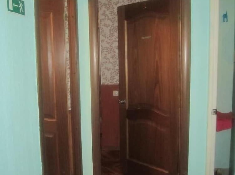 هتل Nomera Na Sibirskoy