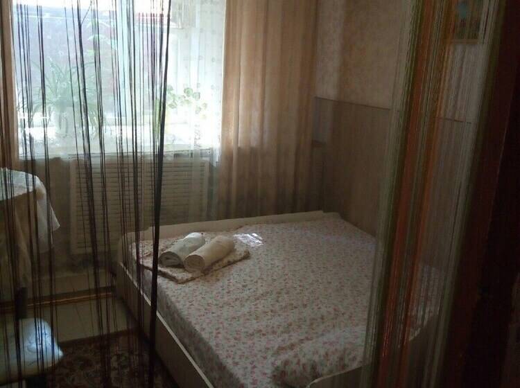 هتل Nomera Na Sibirskoy