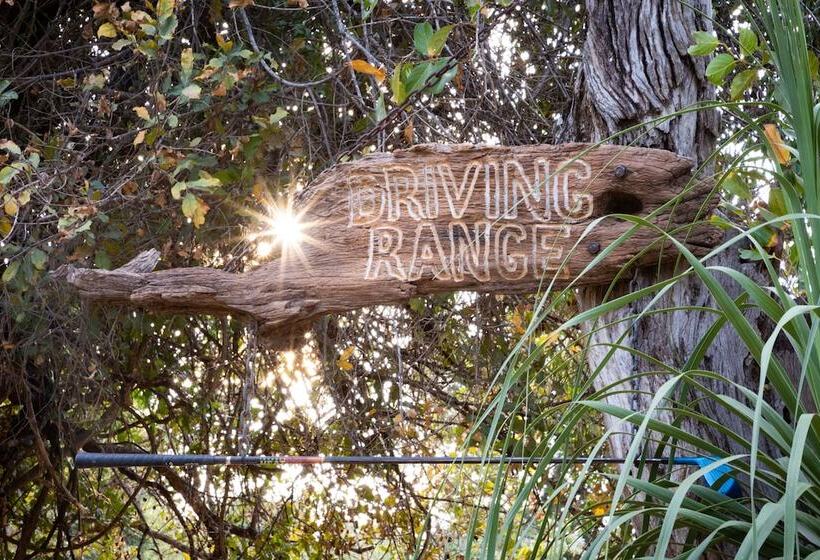 فندق Nyati Safari Lodge