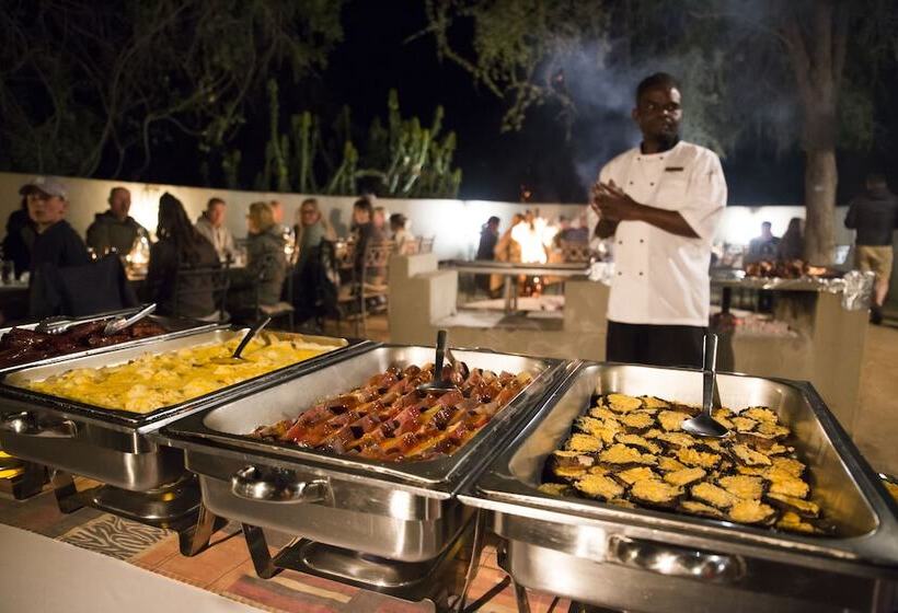 בית מלון כפרי Nyati Safari Lodge