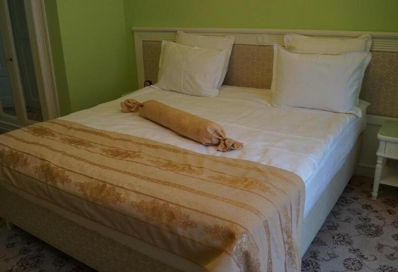 Отель Vila Economat