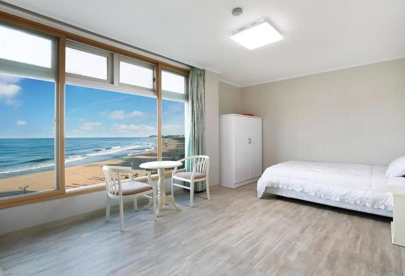 호텔 Naksan World Beach