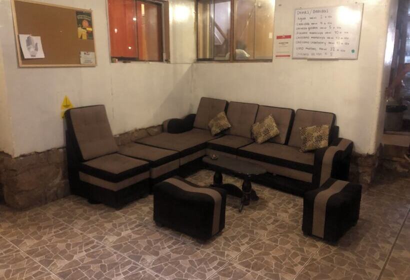 Intihuatana Hostel