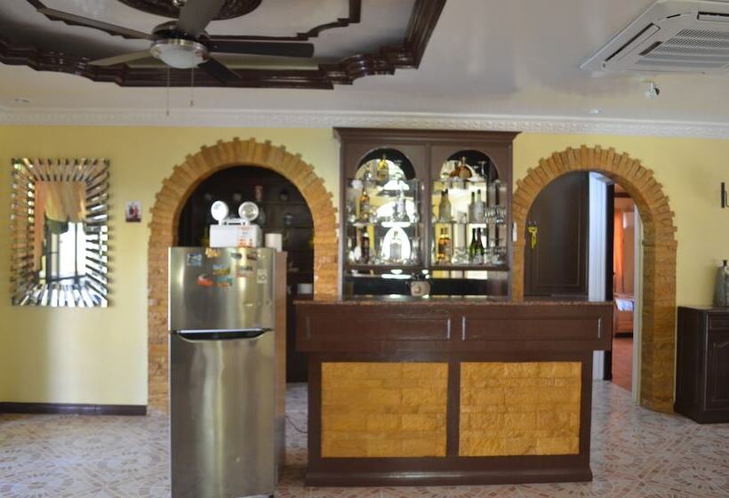 Kim Beatriz Compound