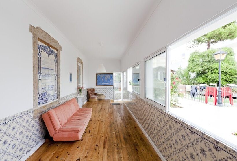 پانسیون Amar Hostel & Suites