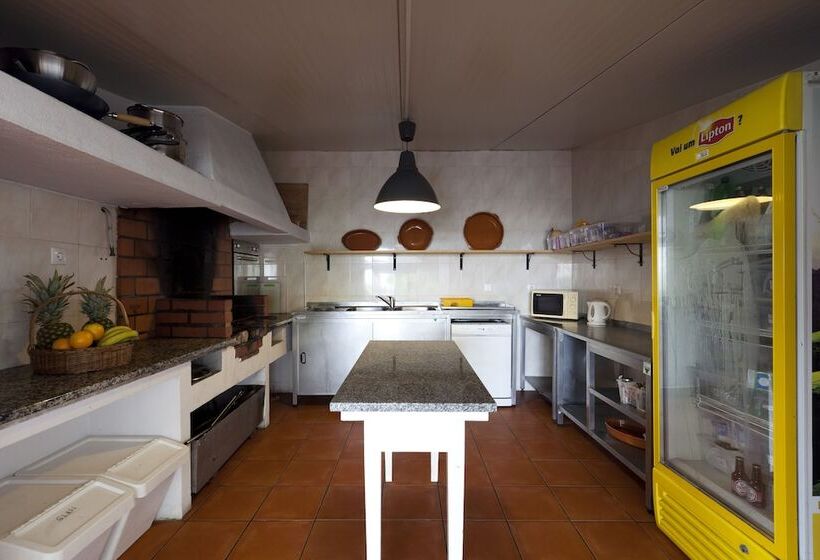 پانسیون Amar Hostel & Suites