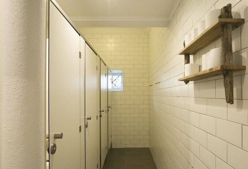 پانسیون Amar Hostel & Suites