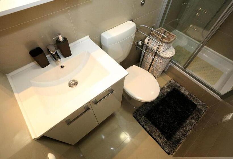 펜션 Central Square Guest House