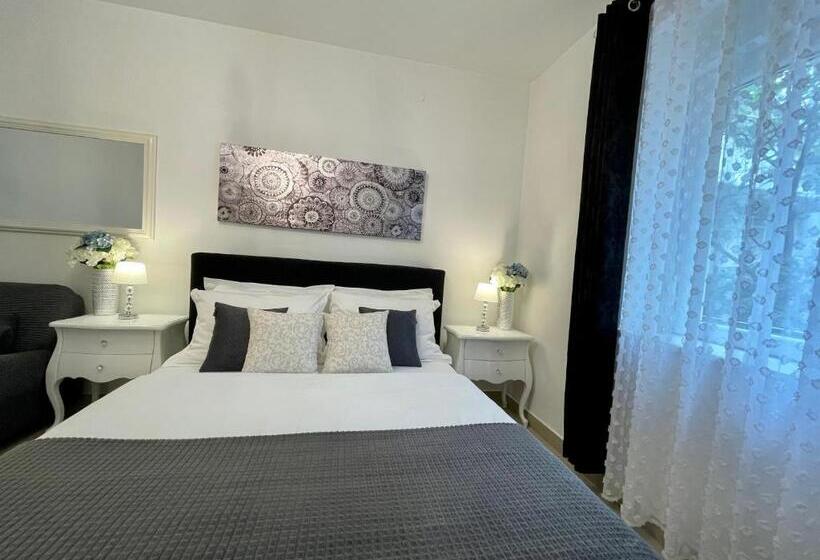 펜션 Central Square Guest House