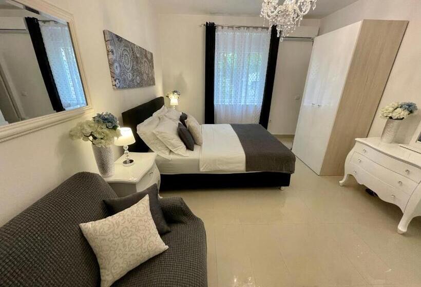 펜션 Central Square Guest House