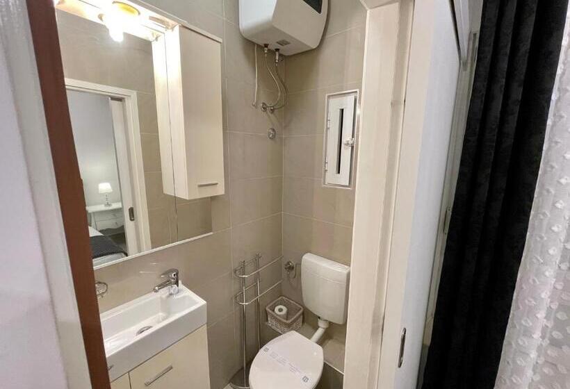 펜션 Central Square Guest House