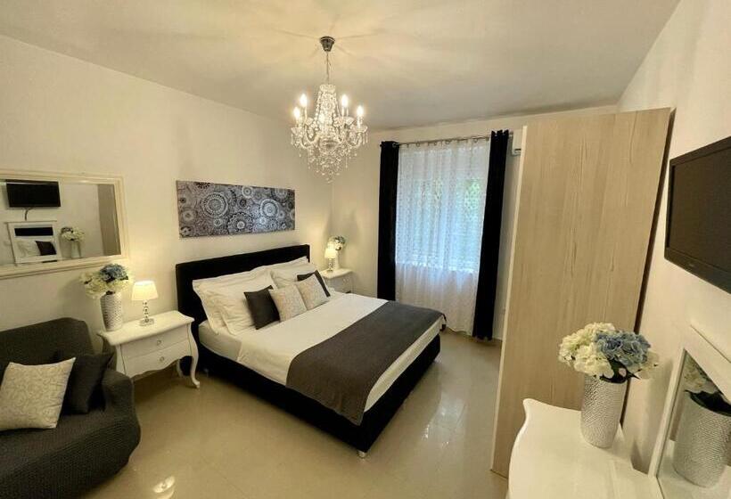 펜션 Central Square Guest House