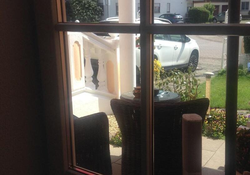 Пансион Gästehaus Tante Tienchen 7 Minuten Zu Fuss Zum Europa Park , Plus Kostenloses Parkplatzticket Rulant