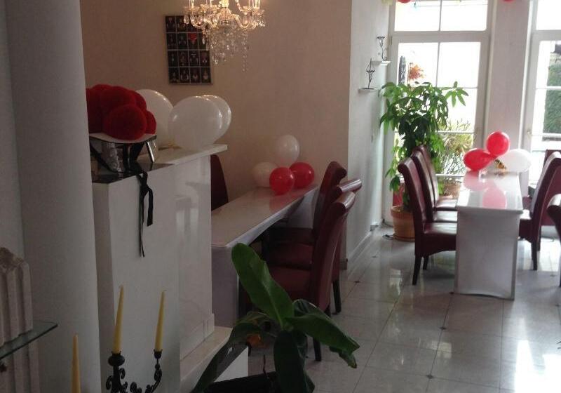 Пансион Gästehaus Tante Tienchen 7 Minuten Zu Fuss Zum Europa Park , Plus Kostenloses Parkplatzticket Rulant