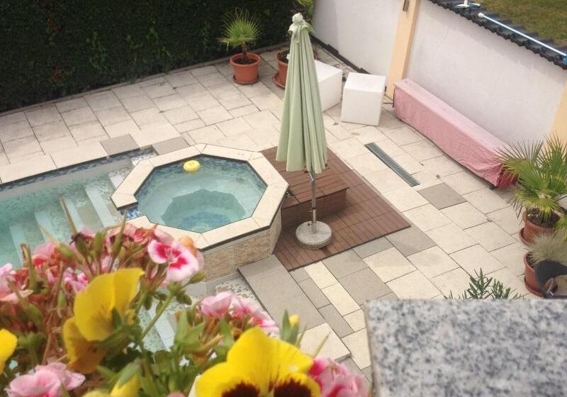 Пансион Gästehaus Tante Tienchen 7 Minuten Zu Fuss Zum Europa Park , Plus Kostenloses Parkplatzticket Rulant