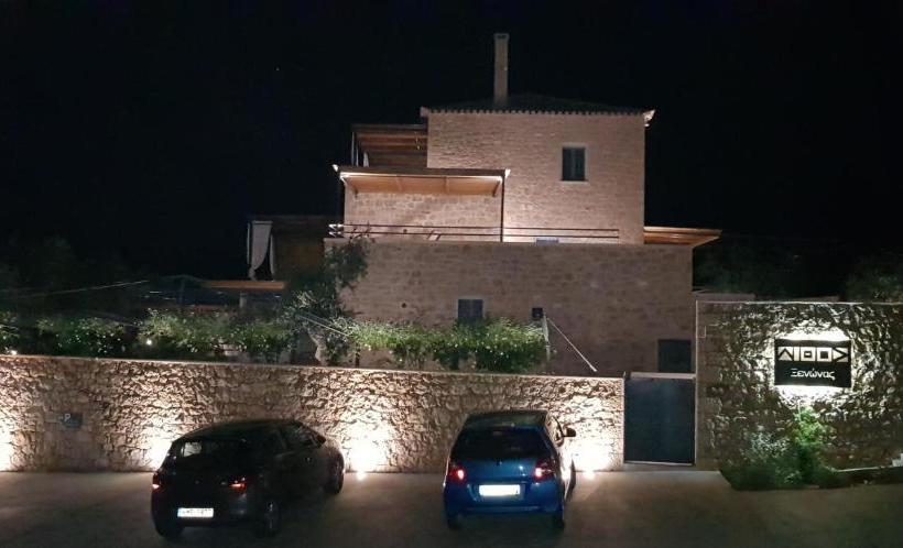 פנסיון Lithos Guesthouse Kardamili