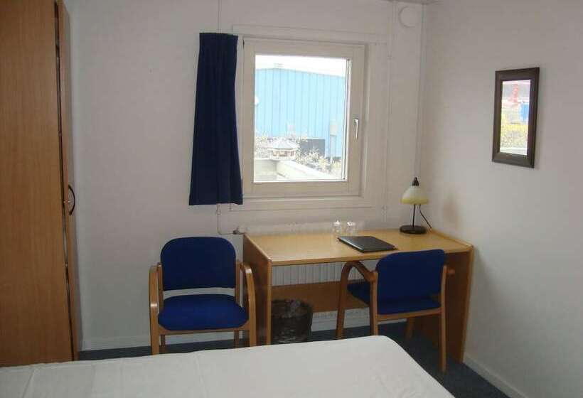 پانسیون Polar Lodge