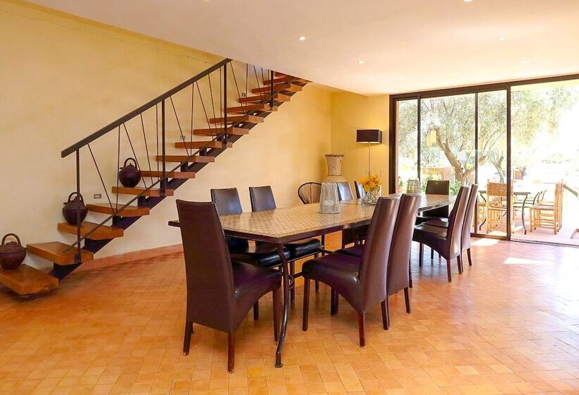 پانسیون Villa Kristy