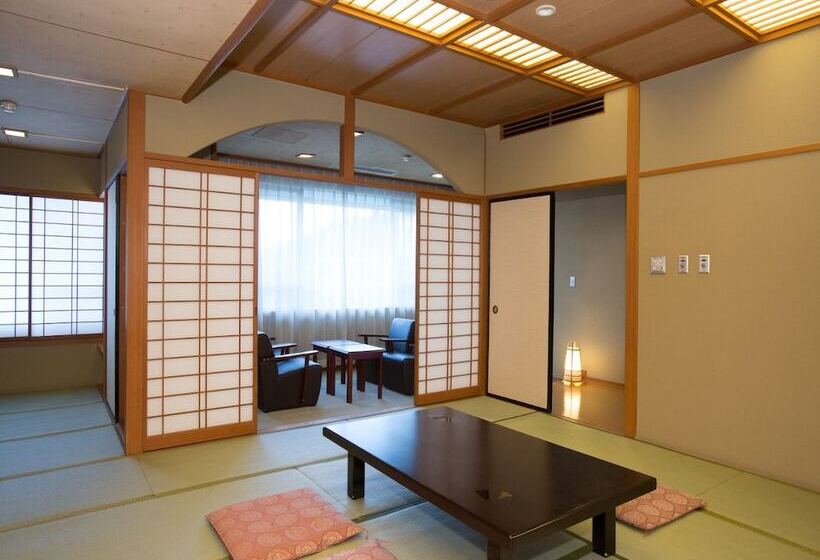 ريوكان Ikaho Grand