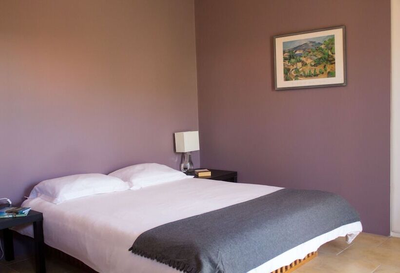 مبيت وإفطار Blue Door House