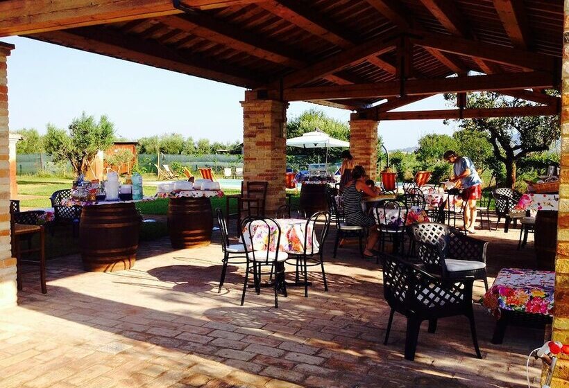 مبيت وإفطار Casale Papa