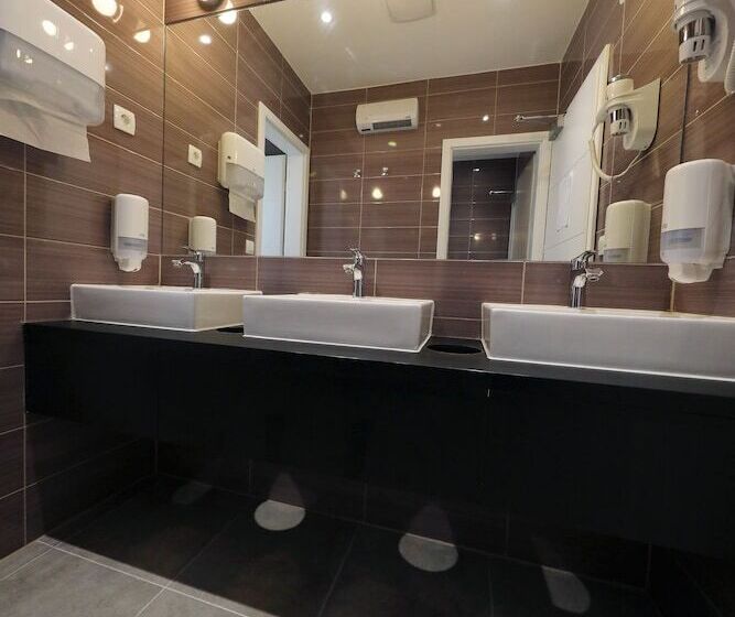 Downtown Boutique Hostel