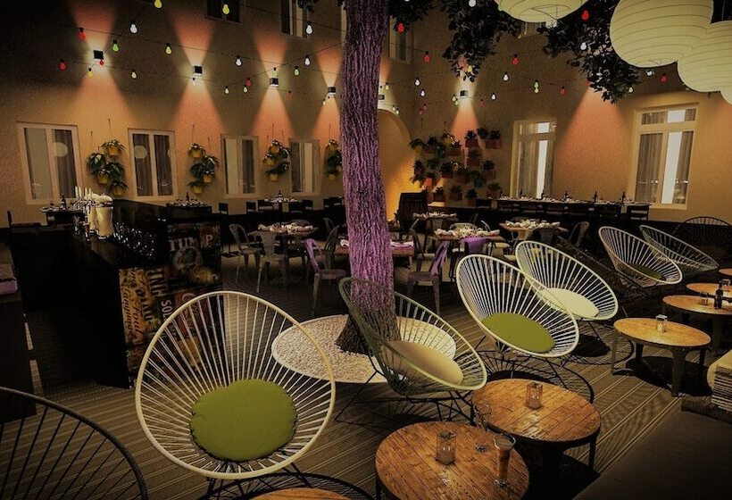 Downtown Boutique Hostel