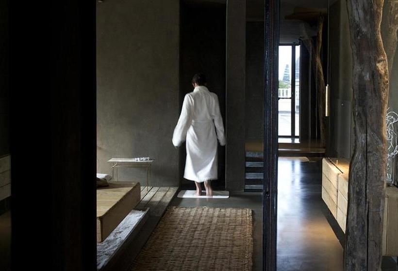 פונדק Altamarea Residence & Family