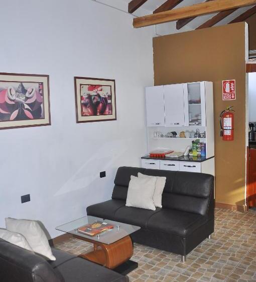 Hostal Goya Andina