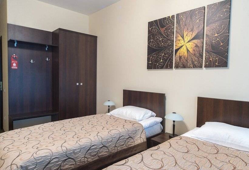 בית מלון כפרי 41