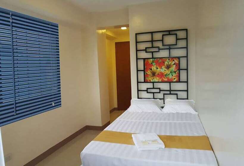 هتل Bakasyunan Inn Laoag