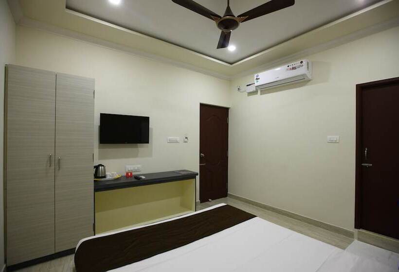 호텔 Bouvana Residency