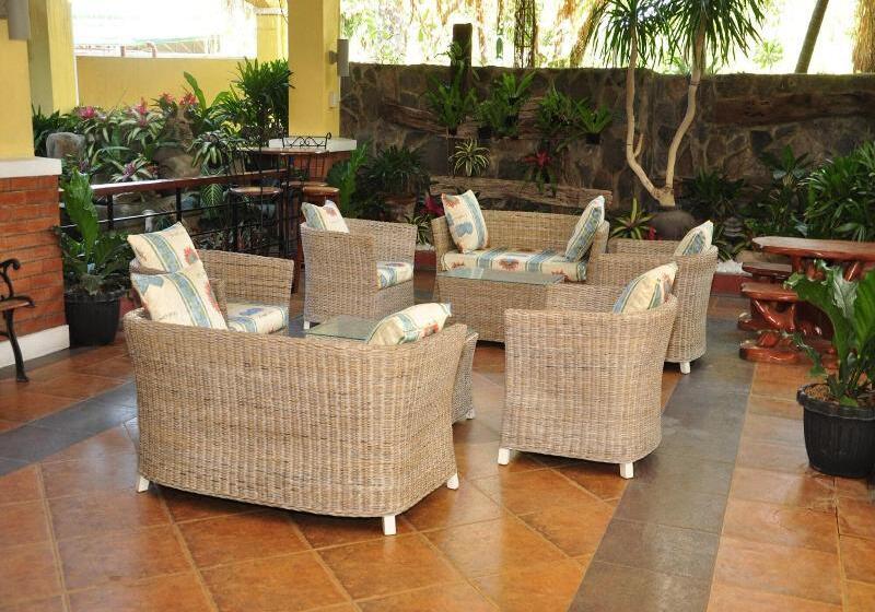 Casa Verde Hotel & Events Center