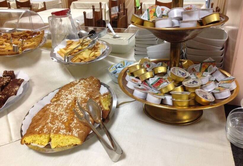 Отель Fior Di Pino