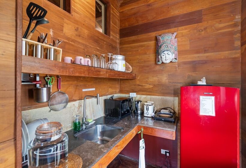 هتل Lumbung Loft Villas At Karuna El Nido