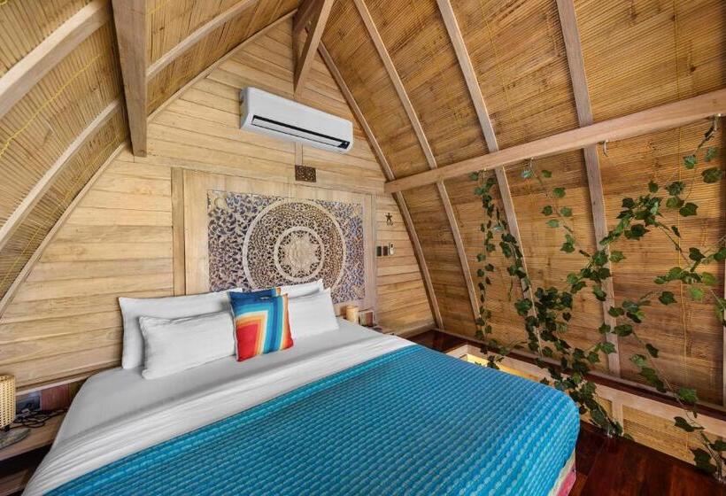 هتل Lumbung Loft Villas At Karuna El Nido