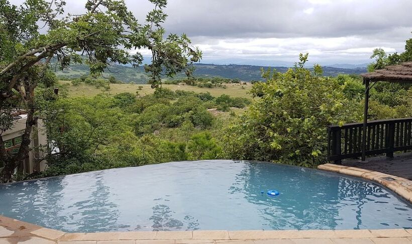 ホテル Oluchi Lodge