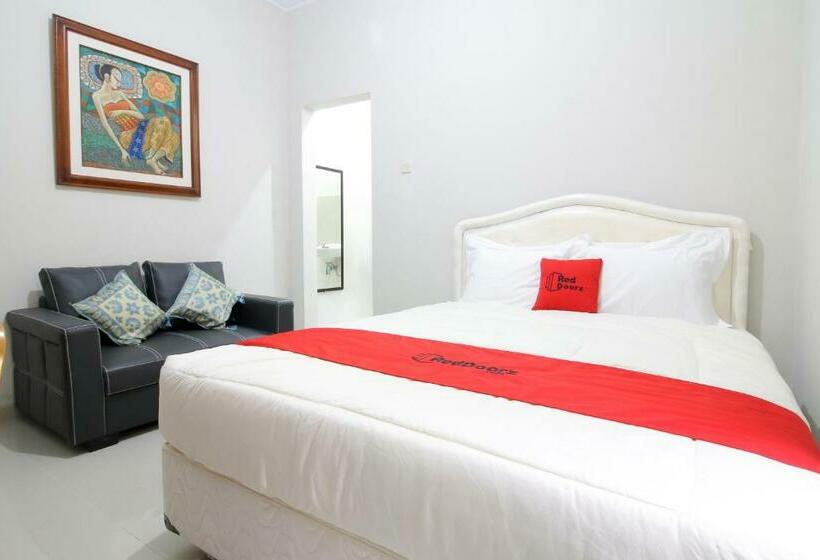 فندق Reddoorz Plus Near Stie Ykpn