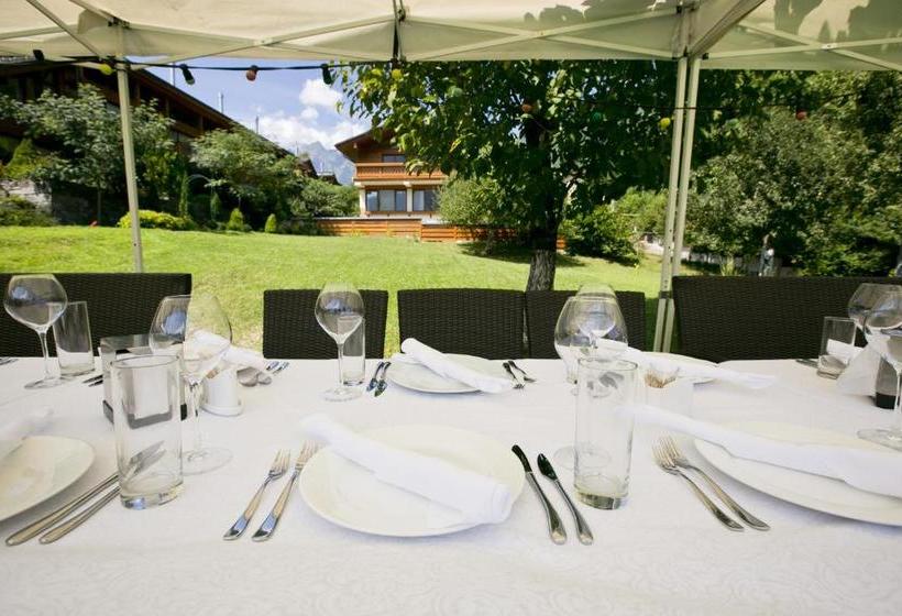 هتل Park Chalet Residence