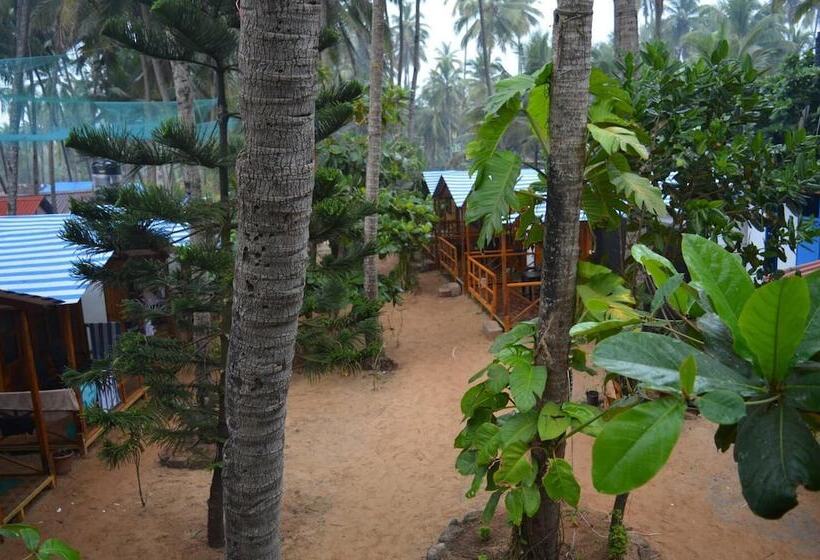 בית מלון כפרי Royal Touch Beach Huts